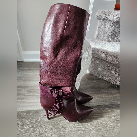 Nine West 4" Heeled Boots - EXCELLENT condition - Picture 3 of 12